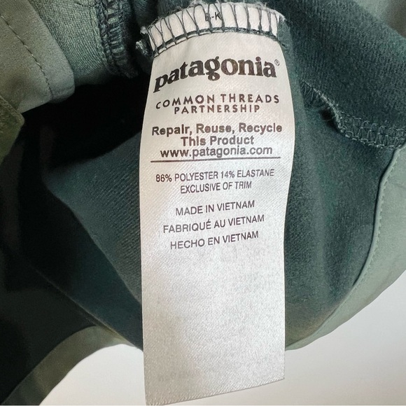 Patagonia Sidesend Stretchy Softshell Jacket in Hemlock Green - Picture 5 of 7
